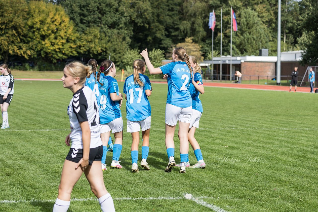 Bild 180 - wBJ VfL Pinneberg - Germania Schnelsen : Ergebnis: 15:1